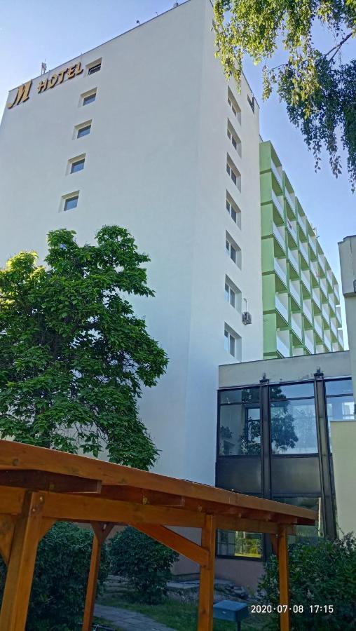 Hotel Magistern Konferencia Es Wellnesshotel Siófok Eksteriør billede